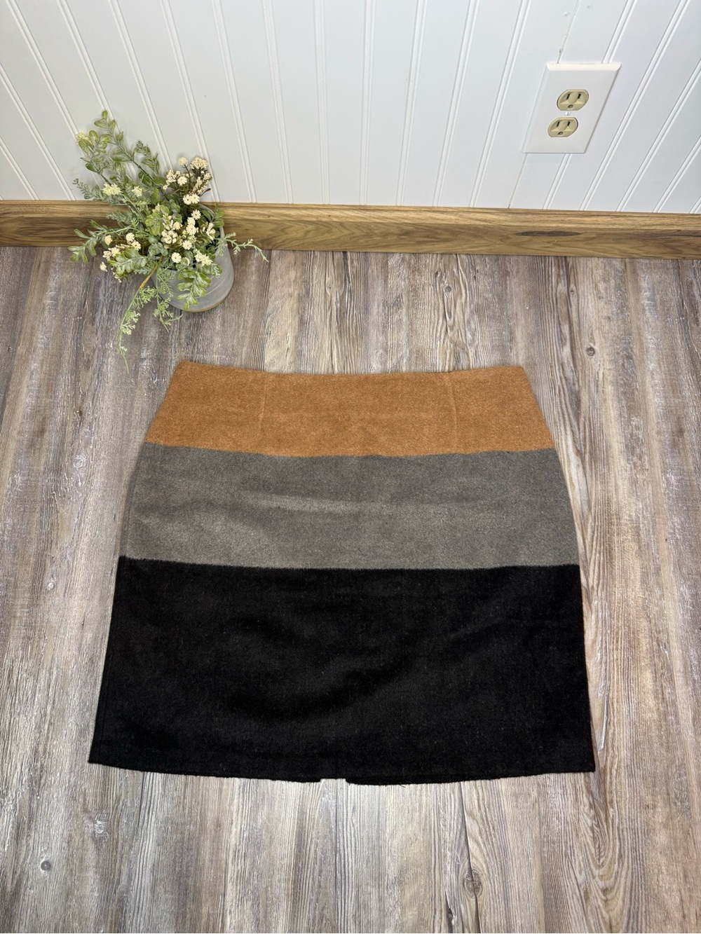 Amanda and Chelsea Women’s Multicolored Pencil Skirt Mini Wool Blend Size XL